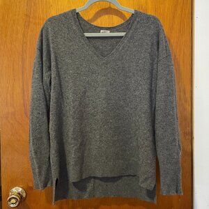 100% Cashmere Charcoal Gray V Neck Sweater
